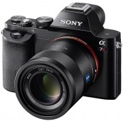 Объектив Sony Carl Zeiss Sonnar T* FE 55mm f/1.8 ZA